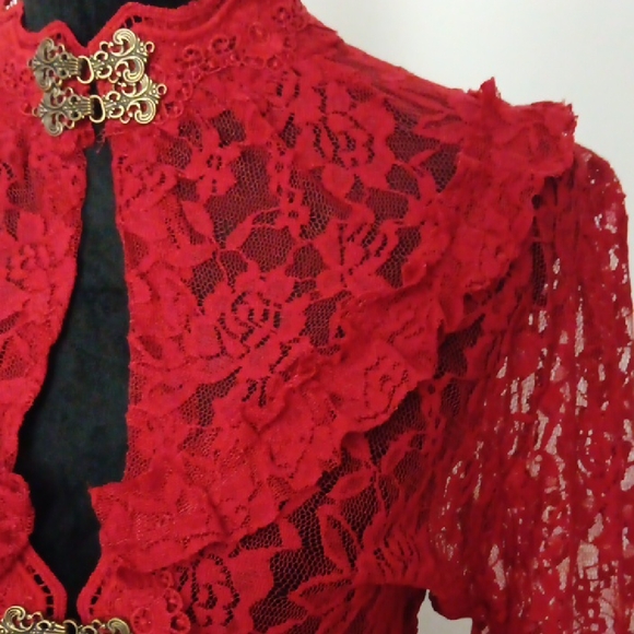 Chic Red Lace Chemise - Picture 6 of 7